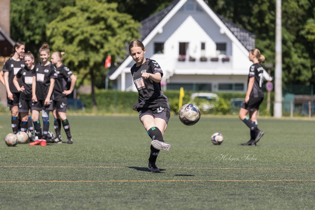 Bild 84 - wBJ SV Henstedt Ulzburg - TuS Rotenhof : Ergebnis: 12:0